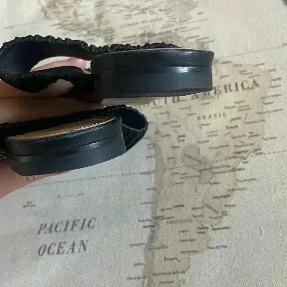 Lewit Black Scrunched Sandals Size 37.5EU / 7US - Picture 6 of 9